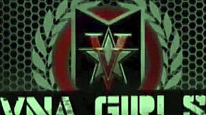 Hot Ebony Babes Jenna Foxx And Shy Love Finger And Rub Barefoot Slits In Jeep