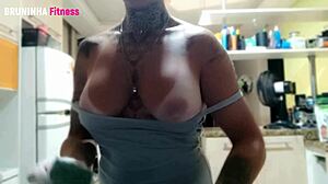 Does the wife show everything while washing dishes?