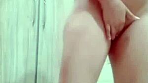 bathroom fun with my pakistani aunty, ya know!