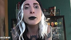 Exhibitionism challenge lou nesbit lia louise