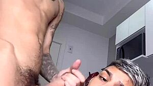 O Vizinho Fofoqueiro Que Cuidava Da Minha Vida Voltou a Cuidar e Eu Tive Que Fazer Ele Aprender a Lição Lavendo Surra de Pirocada No Cuzinho