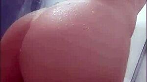 Fiquei uns dias ausente, sentiram saudades desse grelo