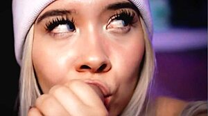 Blonde demonstrates sucking cock professionally 😘