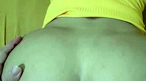 Gostosa Usando Vestido Coladinho Fudendo Até Levar Leitinho.