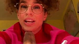 Quickie under the christmas tree with blowjob and cum