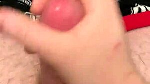 Guy jacks off quickly before bed