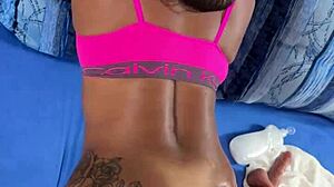 I hunt treasure in garage, get homemade anal doggystyle