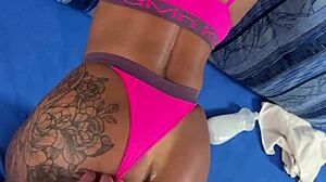 I hunt treasure in garage, get homemade anal doggystyle