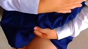 cogiendo a mi esposa con vestido rojo �pero nos observa y quiere verga tambi�n me chingo a las dos real casero