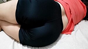 i’m hooked on this new latina from gym in tiny shorts