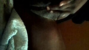 I'm playing with my wet pussy and reaching orgasm 😍 so good!