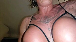 danaxmuscles nails an insane deepthroat with pure skill