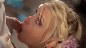 Voyeur Catches Live Blowjob Action on German Streets