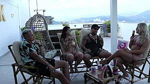 Heyy, check Casal Kobra on Bora Cast with Bruna Carlos, so hot! 🔥