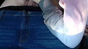 She gives a blowjob in the car after pickup, swallowing cum