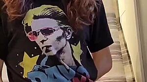 Watch amateurs take a piss – isn't it wild?