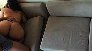 Lonely cheating wife spreading big ass