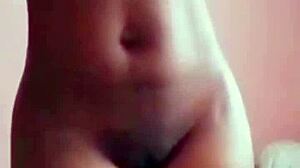 i'm playing with my shaved pussy and shaking my ass