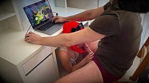 Ginger Amateur Girl Teases And Sucks Cock During Dota 2 Game