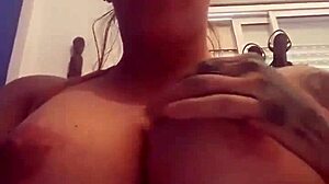 I am a blonde gaucha and I shows my tits on cam for you alls