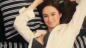 She’s a stunning babe, but who is this horny celebrity?