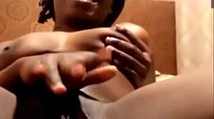 jennifer squirting in lesbian fun 😍