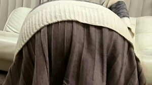 Mature Woman Shows Off Anal Skills and Begs for Attention