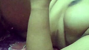 Indonesian vegetable seller gets fucked by asian guy with creampie inside.