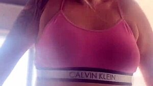 Fui treinar na academia com plug anal no cu and got so horny for big ass outdoor action! 🔥