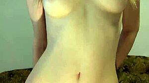 petite teen 18+ enjoys solo pleasure - maiskii