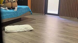 Masajista puta gives happy ending massage to patients. Cachonda Rosxy Gutierrez fucks Dani Clark in big tits Colombian homemade couple action.