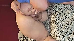 Pregnant Milf Eats And Fills Her Holes