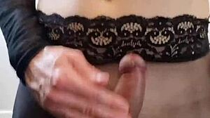 Big Tranny Cock Cumming In Panyhose