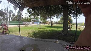 Европейский папочка получает публичный конч в парке от любительского показа члена и мастурбации