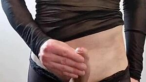 Big Tranny Cock Cumming In Panyhose