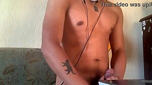 Maluma jerking off solo, feels amazing! 😎