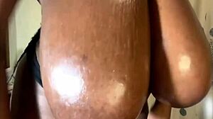 thick ebony babe riding sport.