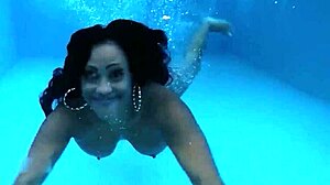 Janessa Jordan In Lesbian Cougar Scene