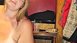 preggo wife giving a sloppy blowjob to big monster cock, sucking like a pro 😘