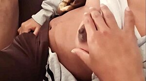 Infiel inquilina lets me check her shaved wet pussy