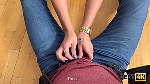 Debt4k: Hloupá váza vede k českému POV sexu