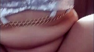 i'm telling you, coroa in lingerie is riding that brazilian latina amateur until the novinho's milk comes out.