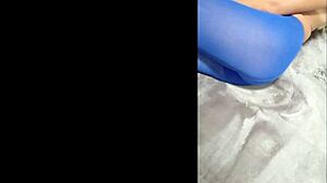 I got this milf with perfect body in pantyhose and eight inch heels