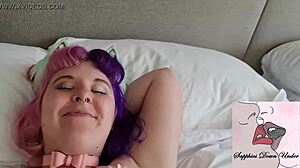 Laurel fingers Astrid while she's bound to the door.