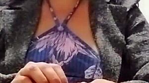 Profesora Colombiana Sends Intimate Masturbation Video To European Babe By Mistake