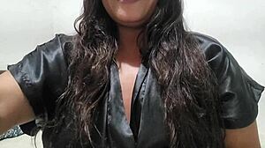 Latina Paty Butt shows off her big ass and hairy pussy in amateur fetish video