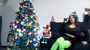 the grinch shows up in sexy mode with big ass and tits flashing
