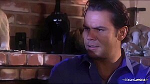 Confident Brunette Seduces Man With Blowjob And Gets Facial Cumshot