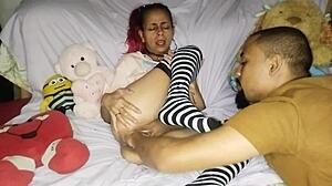 Helping the milf by putting my hand inside her pussy