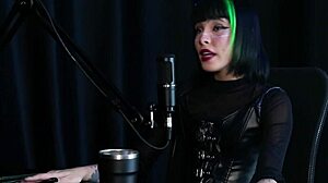 Carol loses virginity on mother's bed